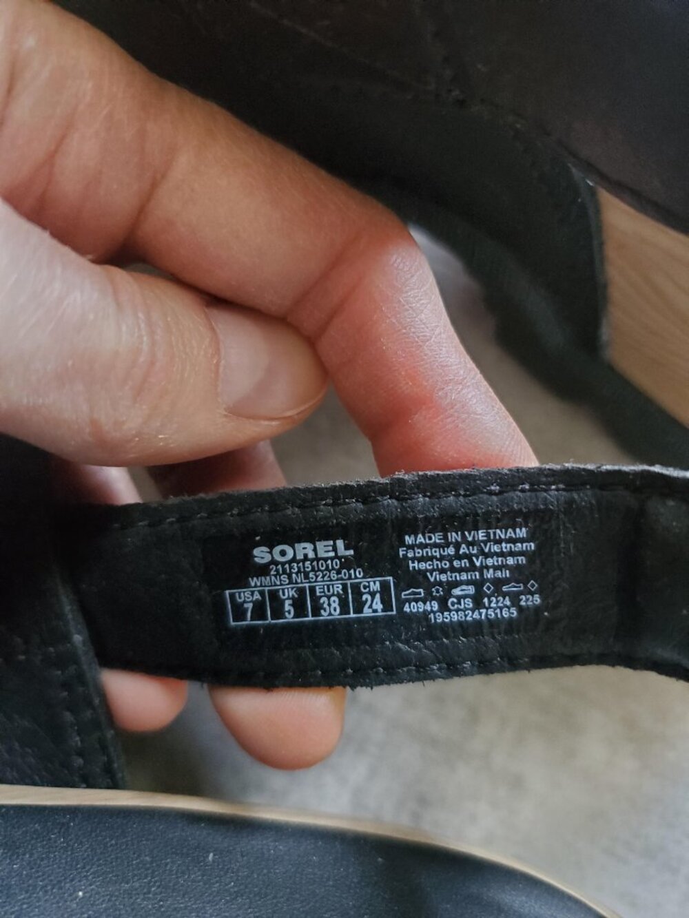 Sorel Roam Clogs size 38 - Picture 7 of 9